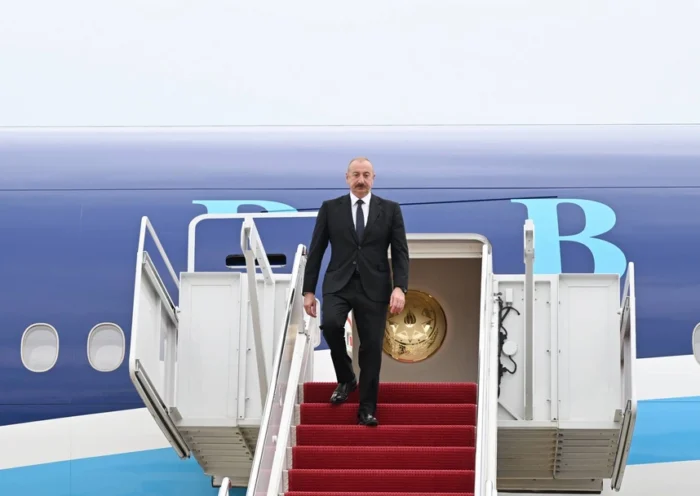 Prezident İlham Əliyev ABŞ-a işgüzar səfər çərçivəsində "Joint Base Andrews" hərbi hava bazasında rəsmi şəxslər tərəfindən qarşılanır.