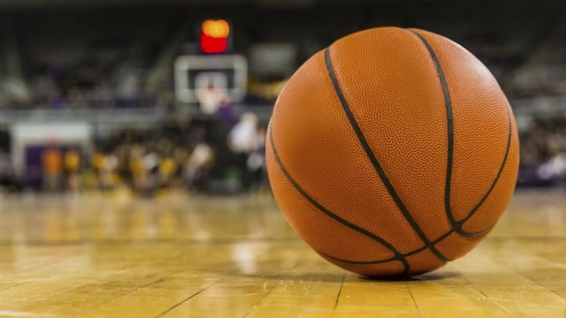 "Azərbaycan Basketbol Liqasının 2025/2026 mövsümünə sentyabrın 28-də start veriləcək. A və B qruplarında keçiriləcək oyunlar, reqlament və pley-off mərhələsi barədə ətraflı məlumat."